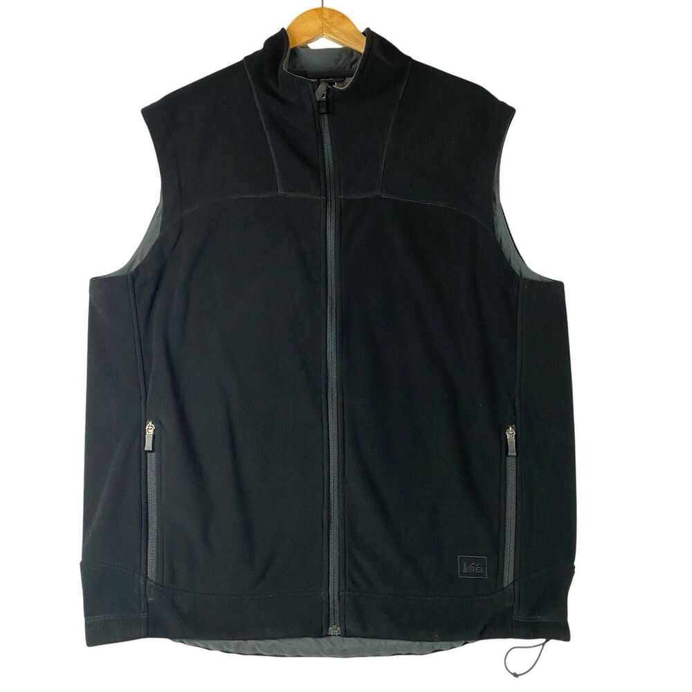 REI Mens XL Fleece Vest Black Full Zip Lightweight Hiking Outdoor Pockets